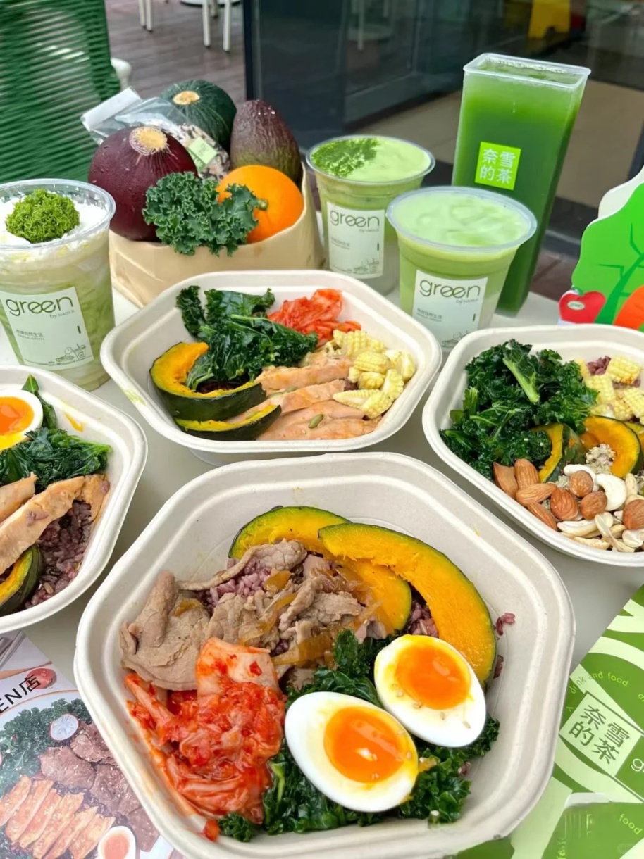 奶茶店卖饭：是内卷包围仍是身份丢失？