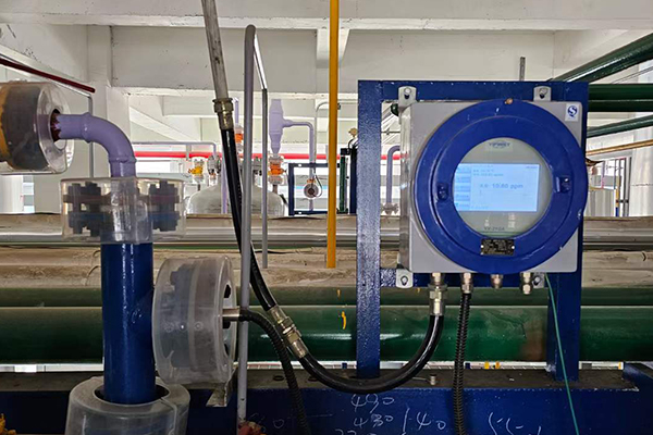 氢氟酸水份分析仪安装现场