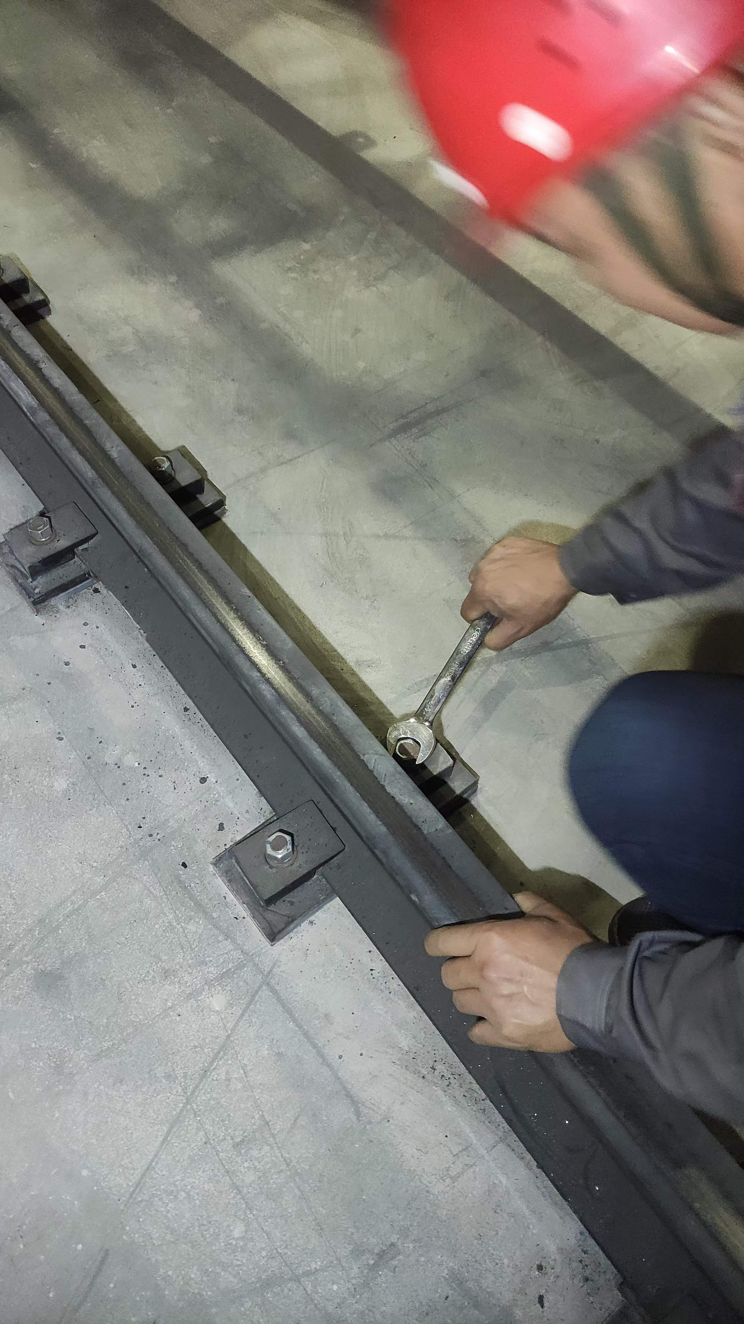 立体库维保-地轨维保