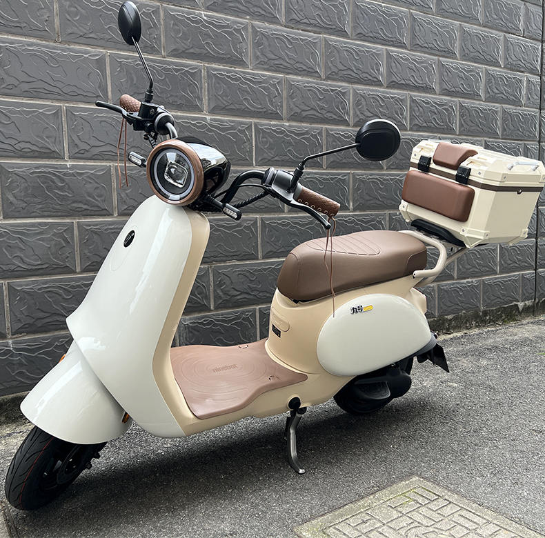 E-520P 小牛B2适用尾箱
