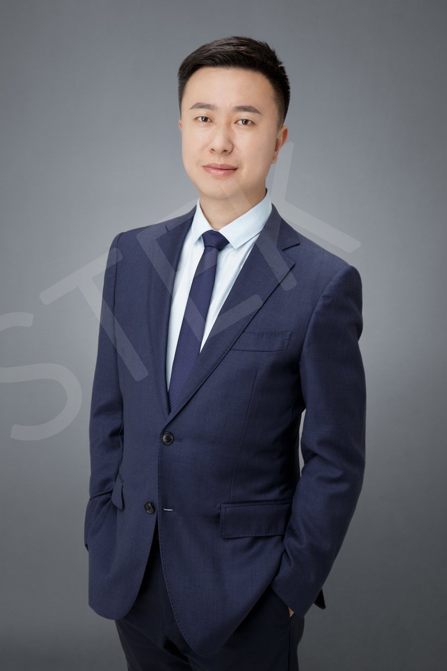 从“窄门”进入，他找到无人驾驶背后的创业新天地