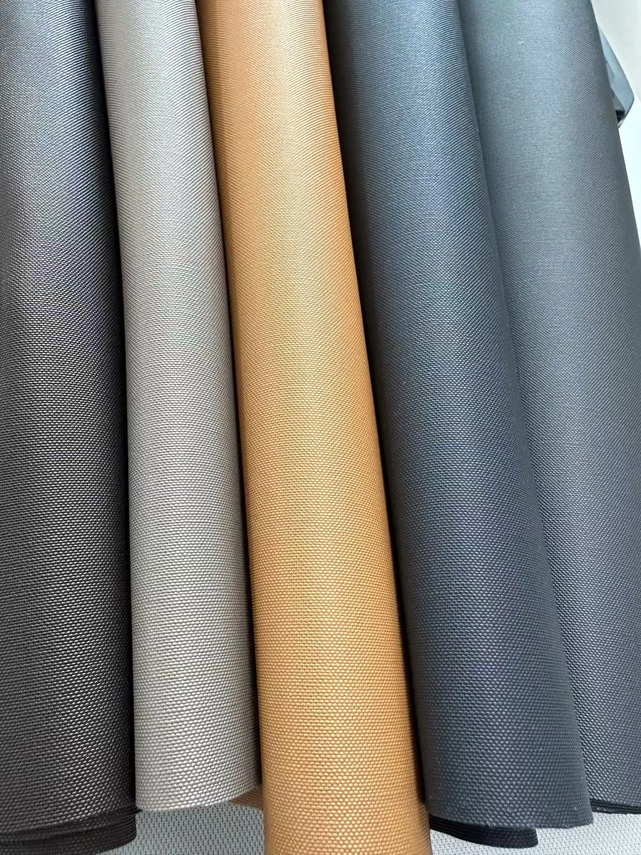 Outdoor yacht seawater-resistant flame-retardant V0 grade leather