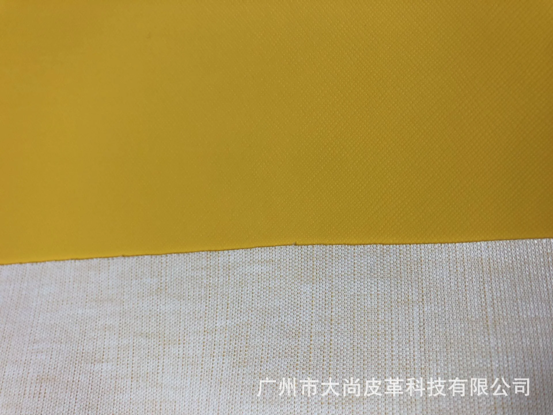 Flame-retardant leather meets B1 standard Flame-retardant leather meets B1 standard