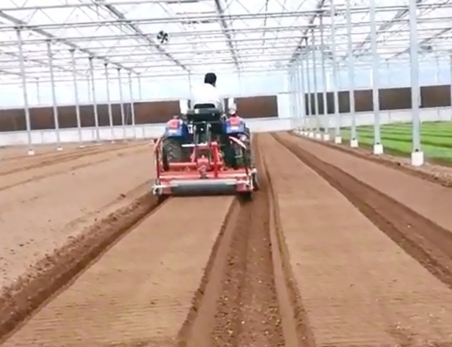 悅田——YTLM系列起壟覆膜機案例