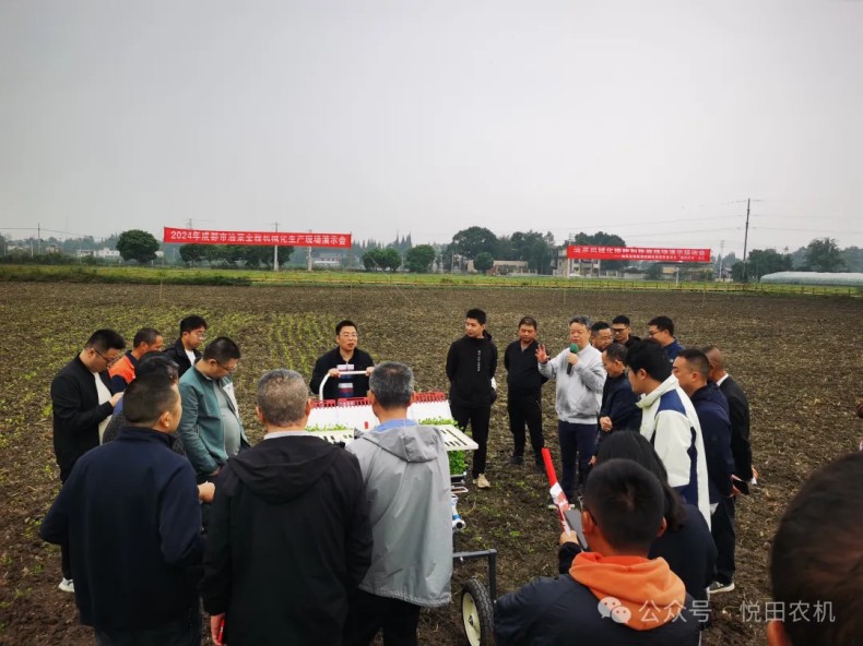 為貫徹落實中央和市委農村工作會議精神，抓緊強化農業科技和裝備支持