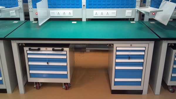 工位器具