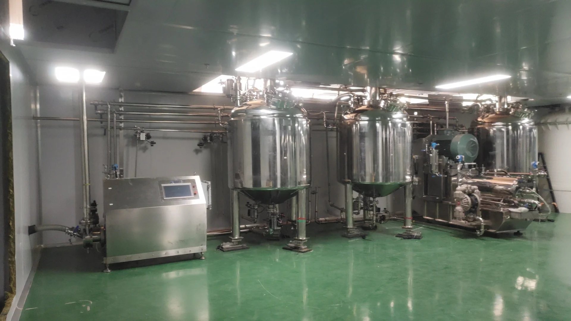 案例分享：蜜桃传媒AV承建的碳纳米管生产线投产使用