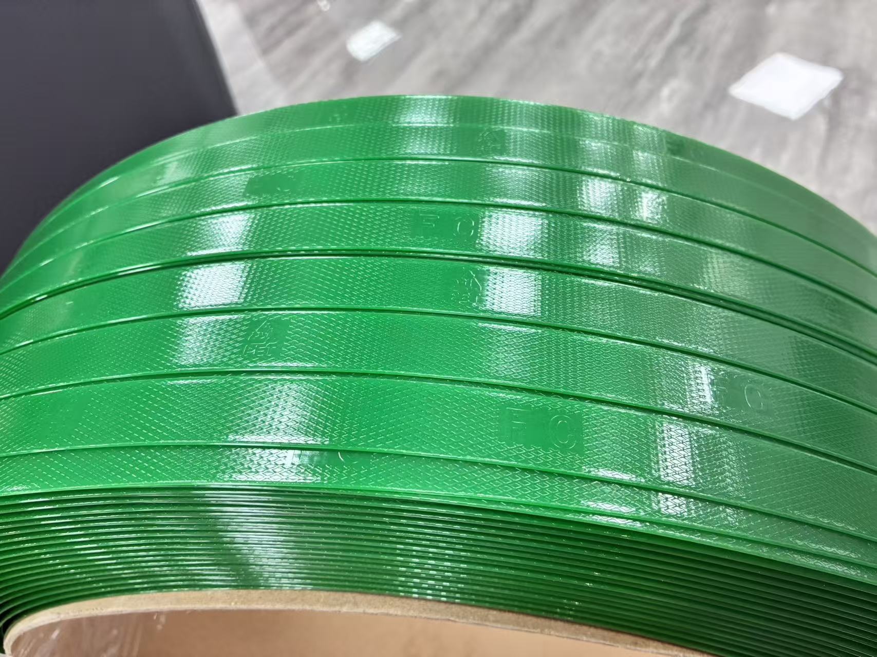 PET压字塑钢打包带