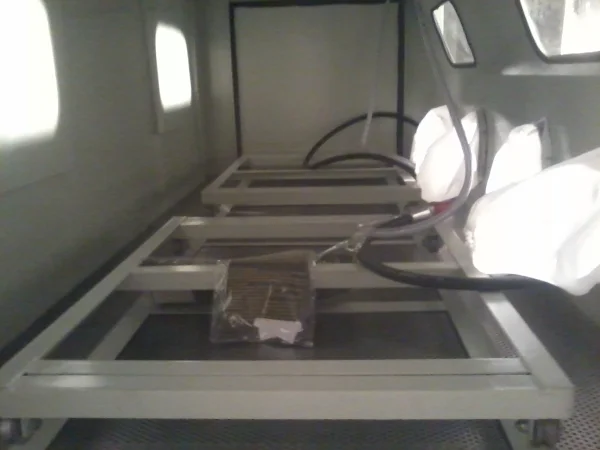 SL-2010-2A雙槍雙工位上旋風手動噴砂機