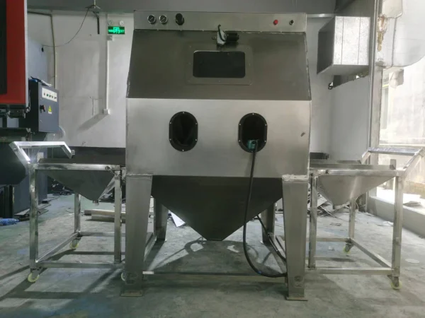 SL-1010TC手動推車轉盤(小型模具）噴砂機