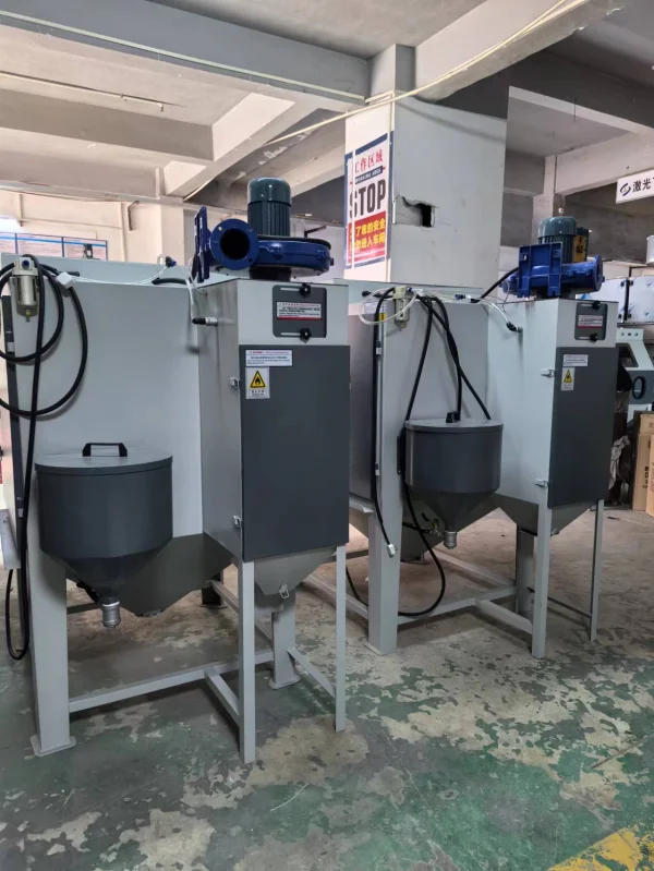 非標定制異形手動噴砂機
