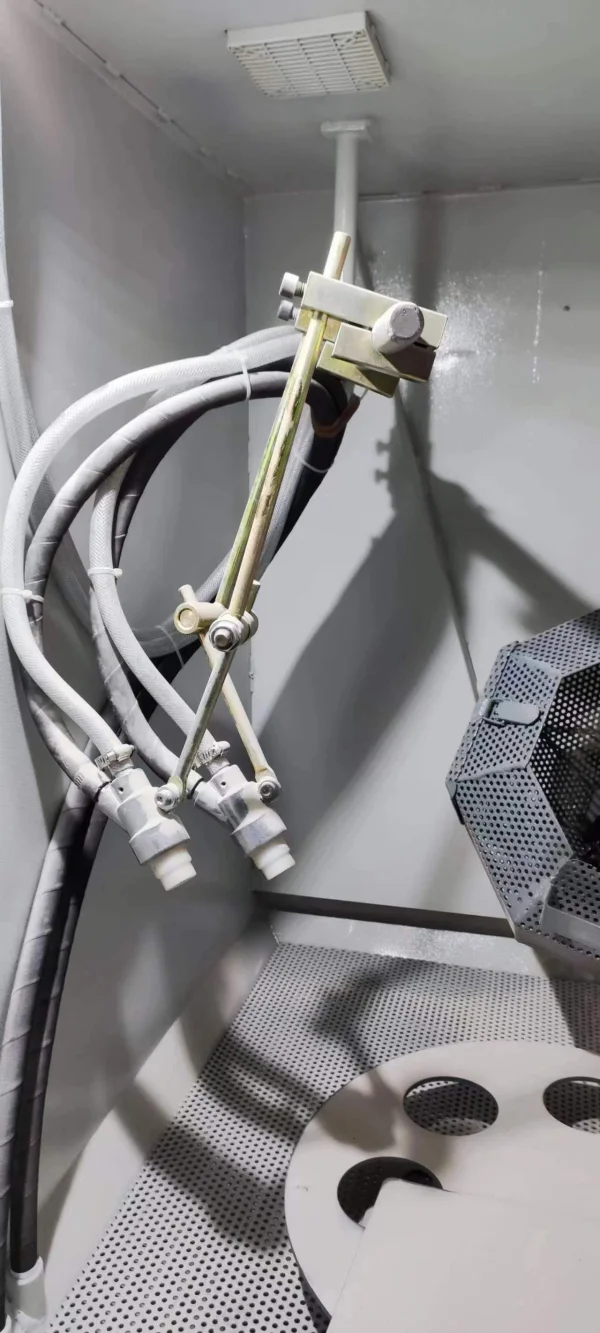  三槍手自一體滾筒（籃）噴砂機，多槍手自動一體滾筒（籃）噴砂機，去批鋒噴砂機，塑膠電木去批鋒