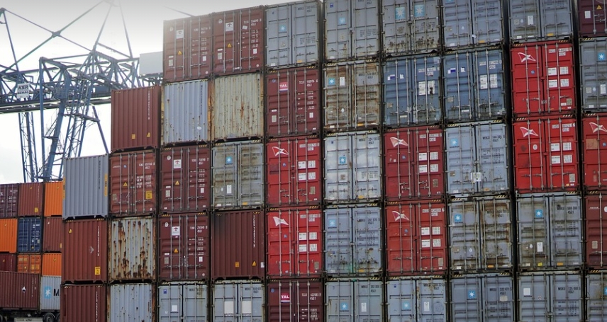 强化供应链整合与物流网络布局，深挖海外市场潜力