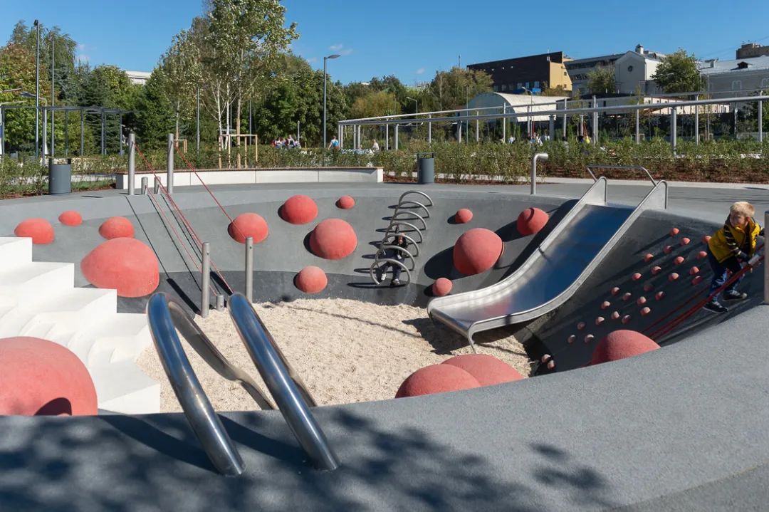 無動(dòng)力游樂設(shè)備廠家