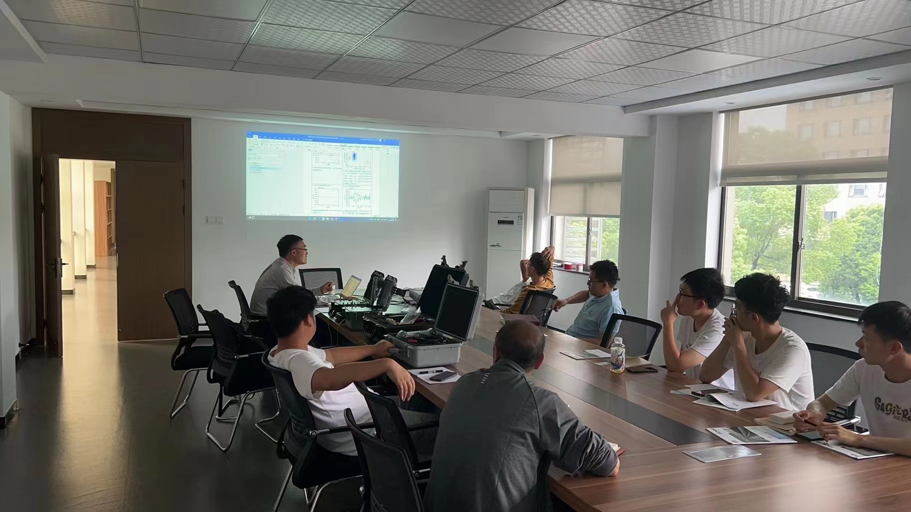 國網(wǎng)浙江嘉興、寧波供電公司，高壓電纜局部放電監(jiān)測與狀態(tài)評價技術培訓