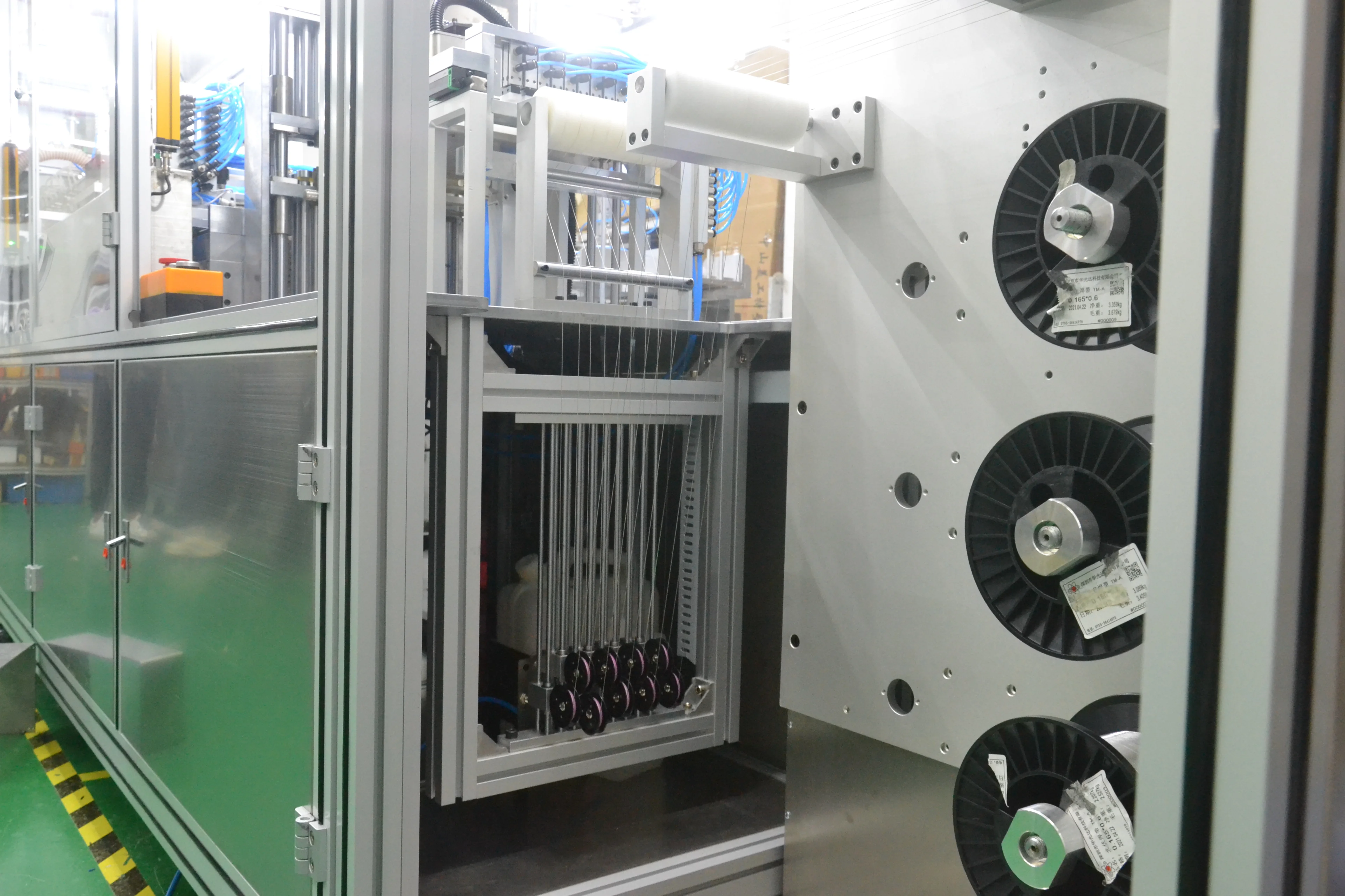 158電池片迭代成能焊166/182/210電池片的串焊機改造升級