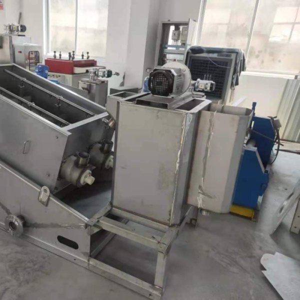 131疊螺污泥脫水機