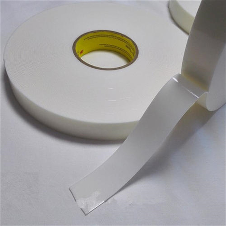 3M4951白色閉孔結構丙烯酸基材，適用施工溫度可低至0`C