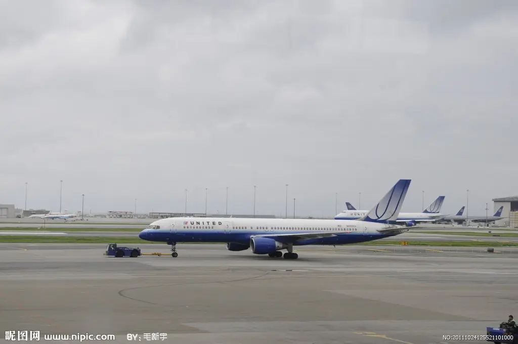 機(jī)場2.webp