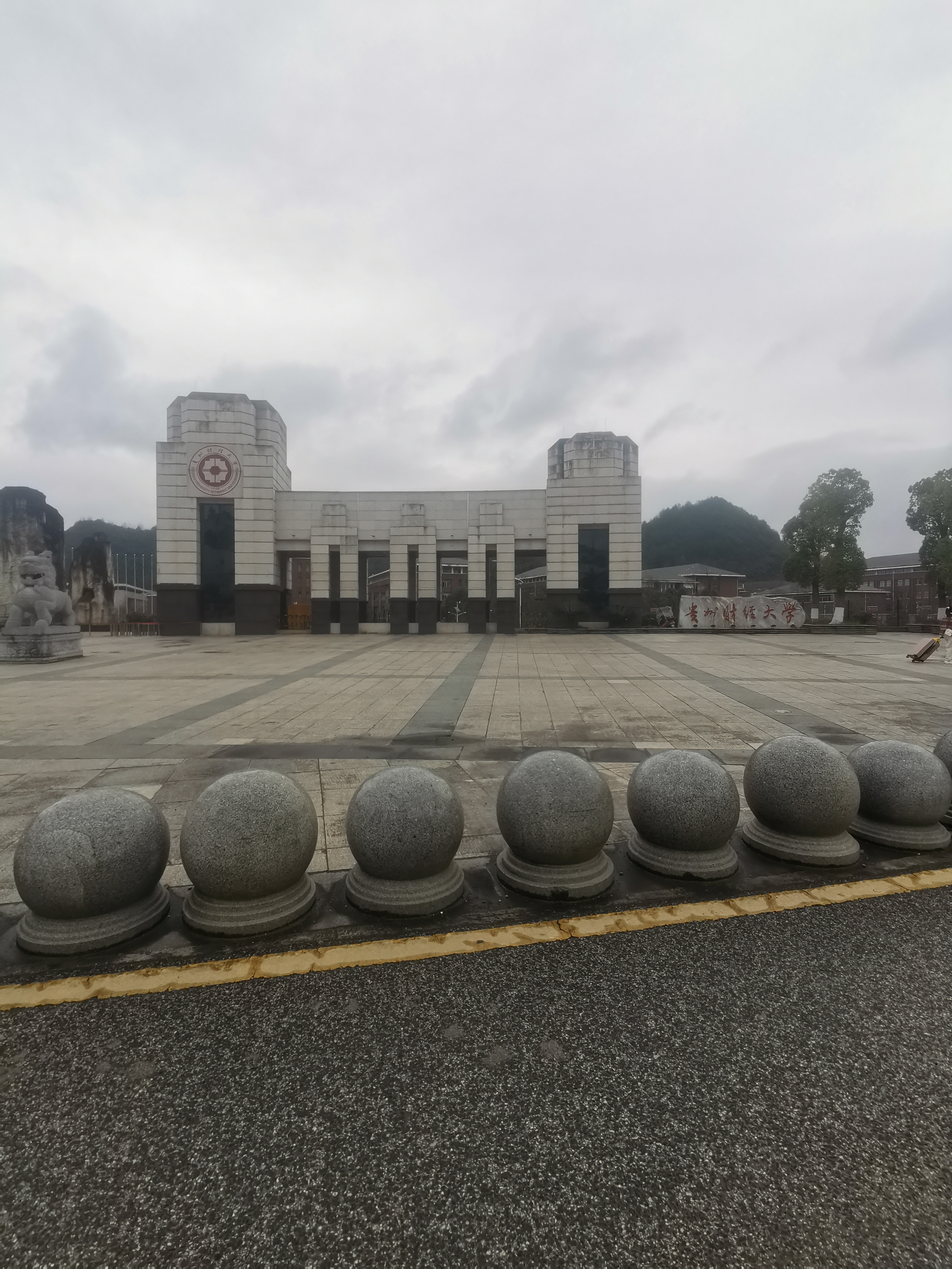 贵州财经大学空调供水管漏水检测