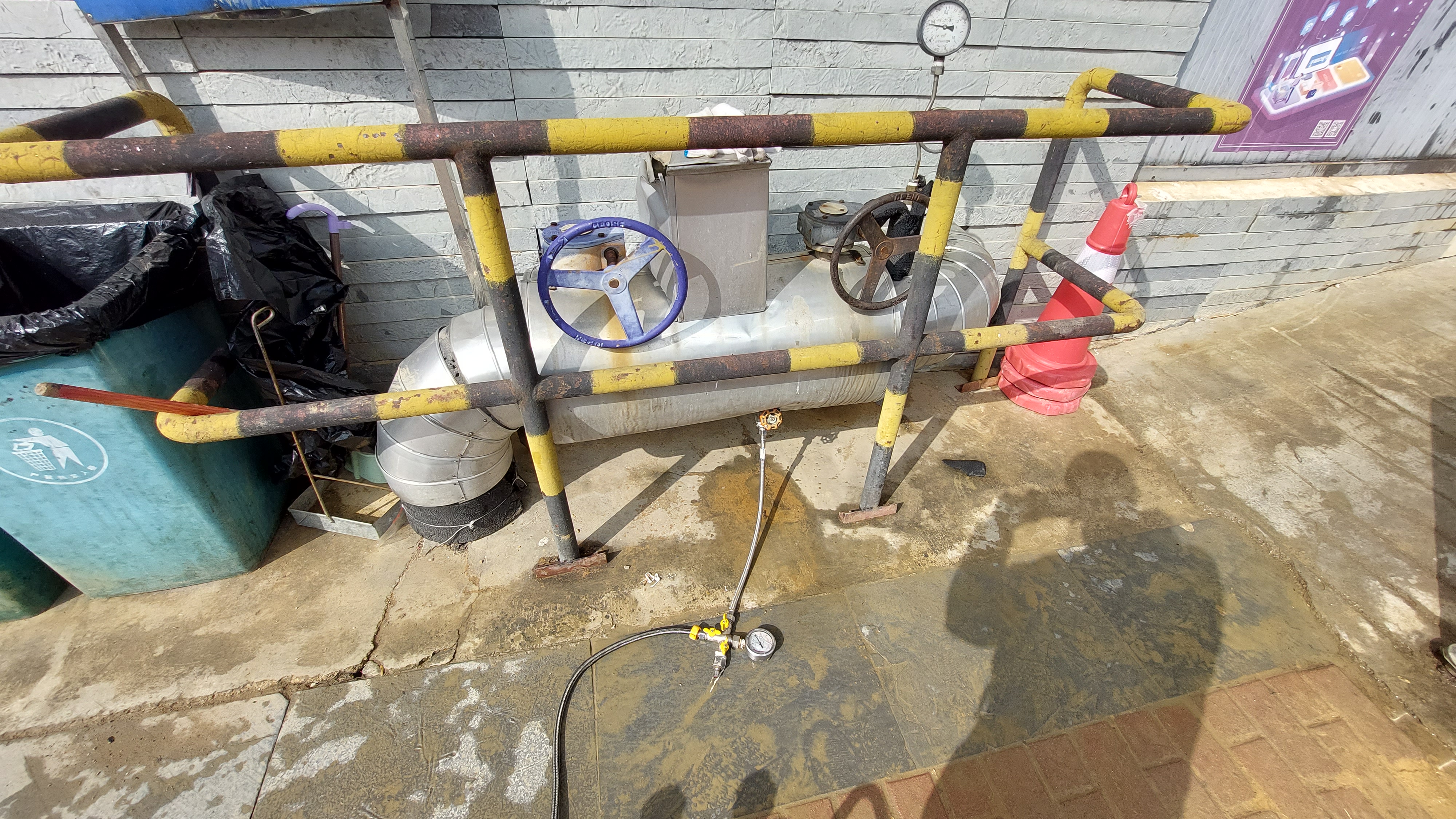 贵州财经大学空调供水管漏水检测