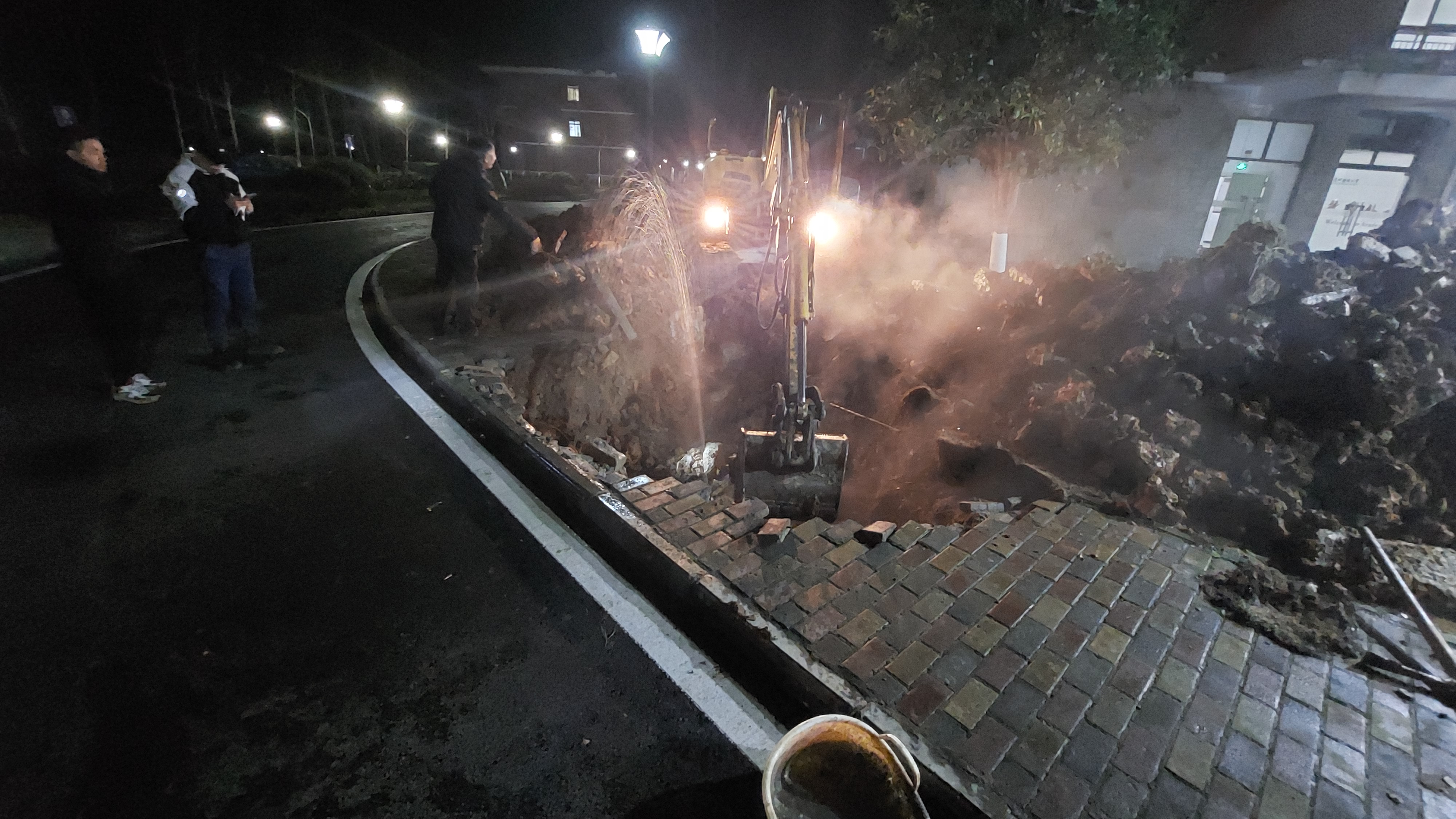 贵州财经大学空调供水管漏水检测