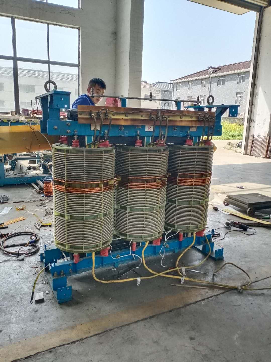 2500高壓變頻變壓器維修