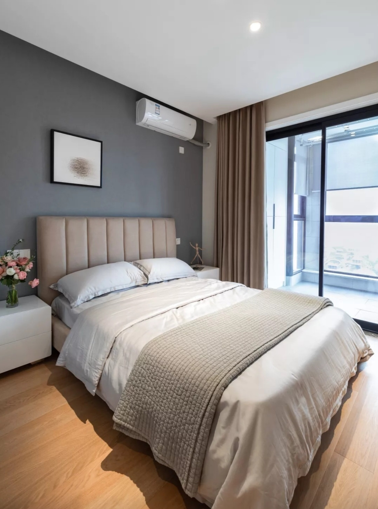 一人四季也如春 草長花開的