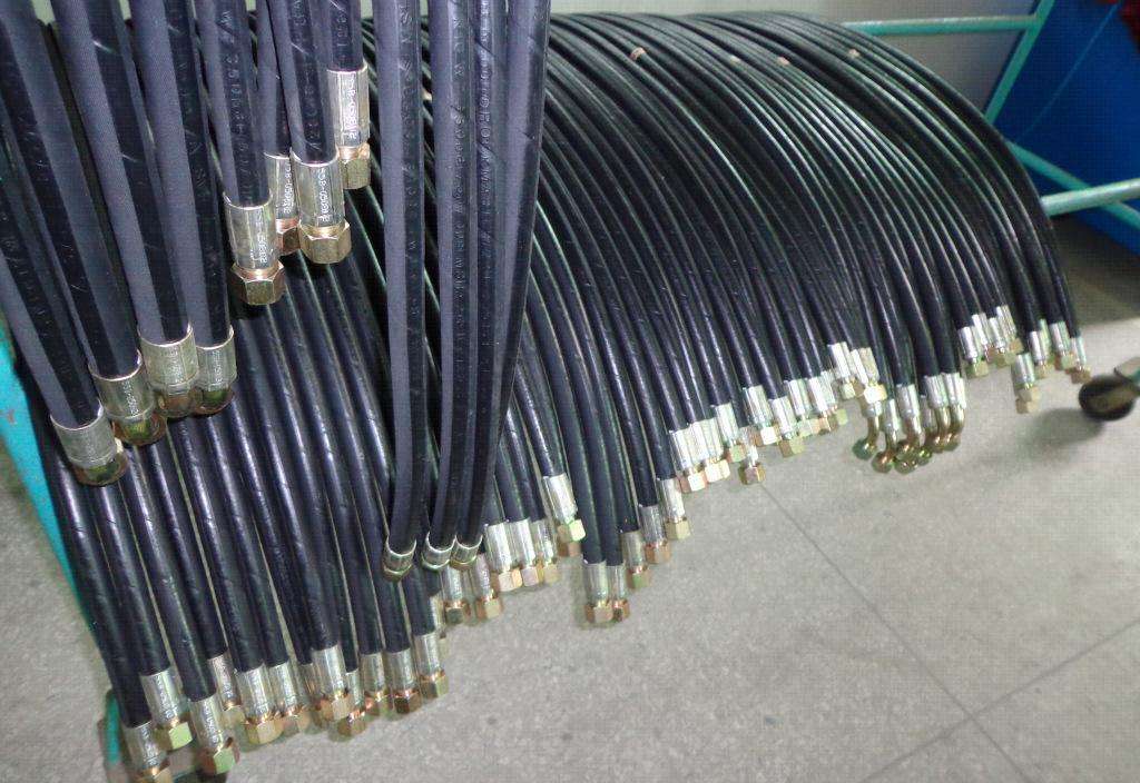 金屬軟管.jpg 金屬軟管.jpg