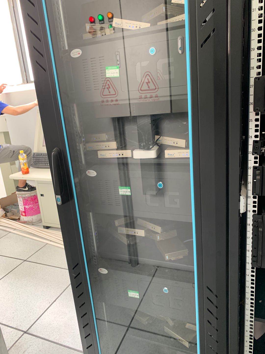 中新嘉善現代產業園展廳使用32套RGBLE UT-HON-TR (2).jpg