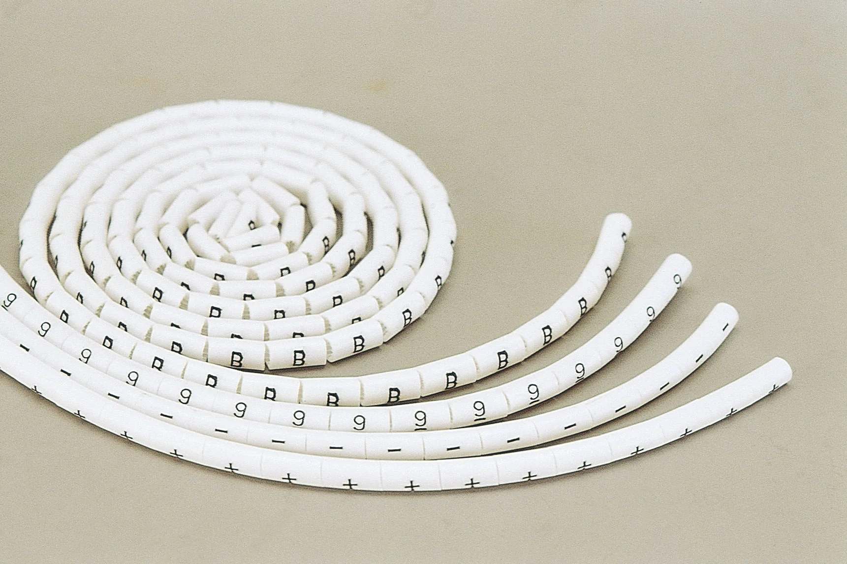 B01OM型配線標(biāo)志