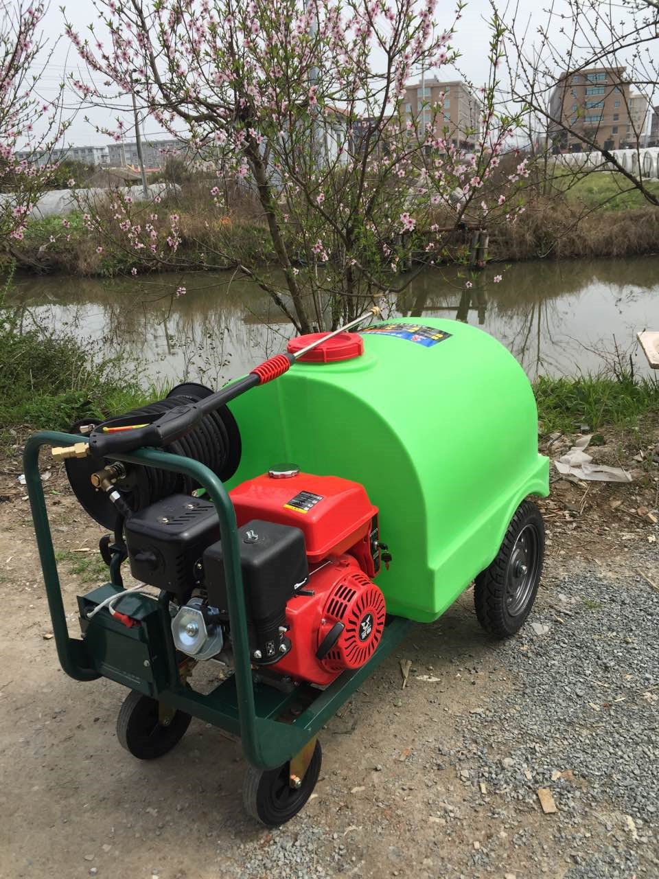 高壓管道疏通機2.jpg