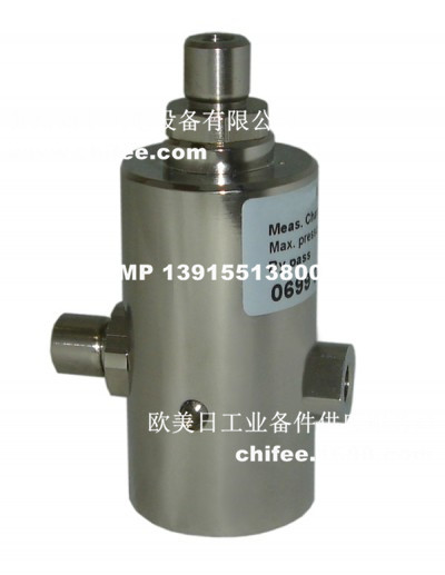 accessories_dewpoint-400x517.jpg accessories_dewpoint-400x517.jpg