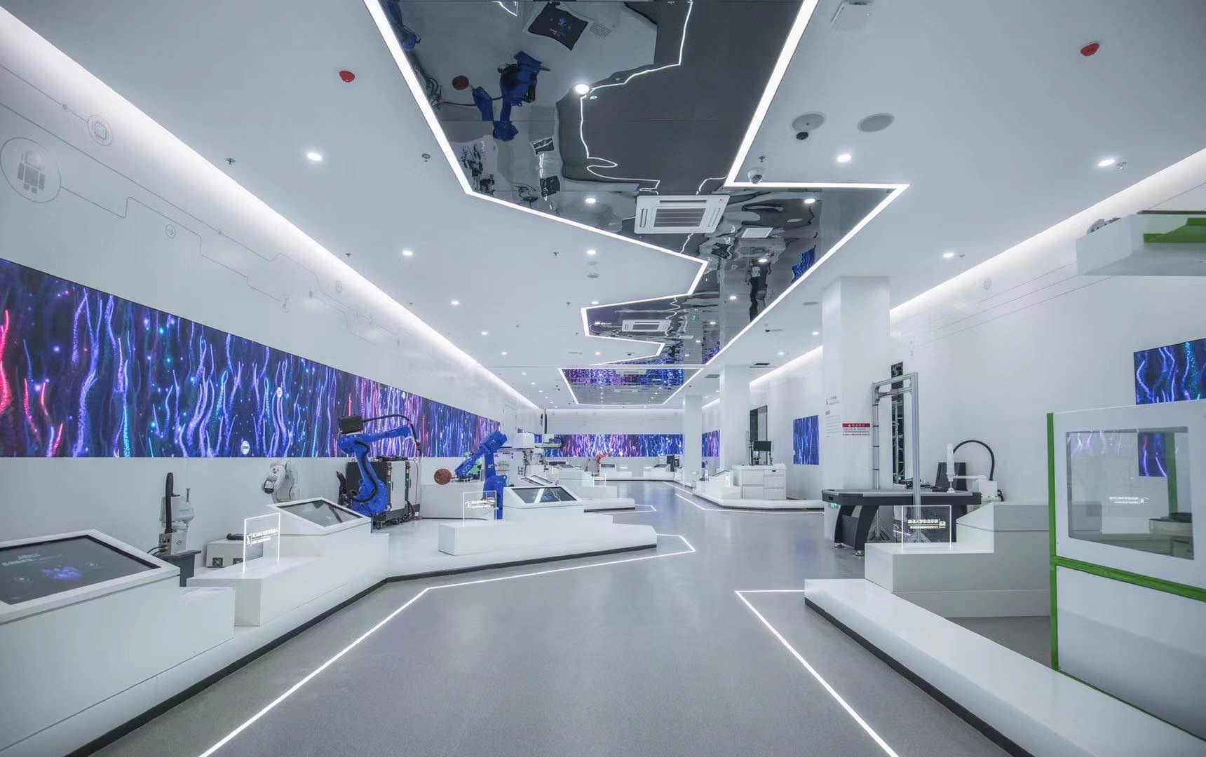 國家級工業(yè)互聯(lián)網(wǎng)平臺體驗(yàn)中心蘇州市智能制造融合發(fā)展中心采用睿觀博156套網(wǎng)傳