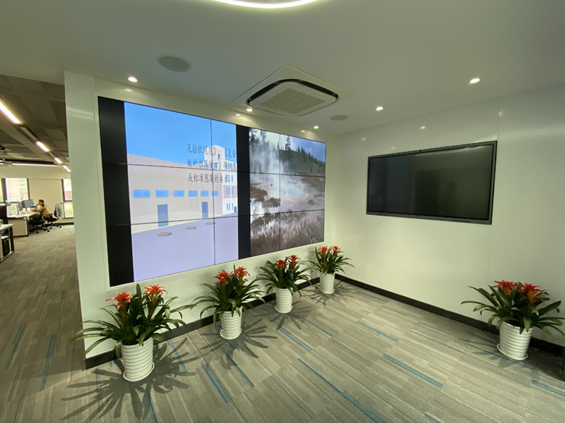 上海海城股份有限公司辦公中心采用4套睿觀博網線傳輸延長器傳輸高清圖像畫面