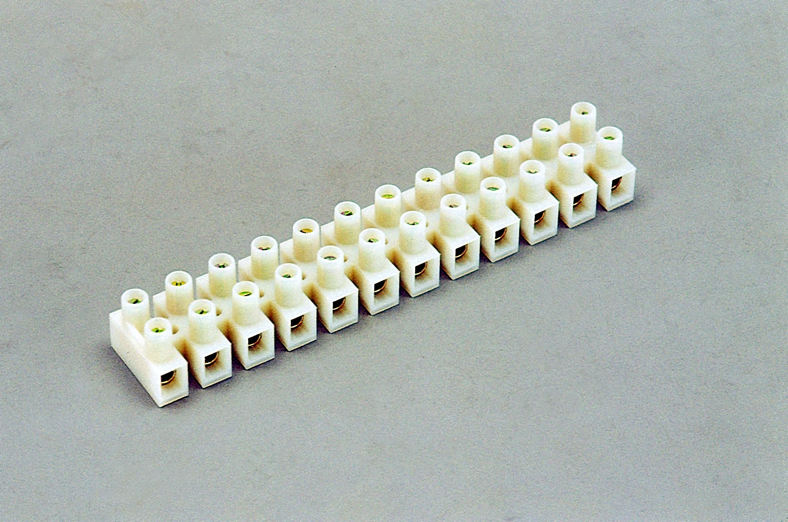 H09端子臺（銅合金型）.jpg