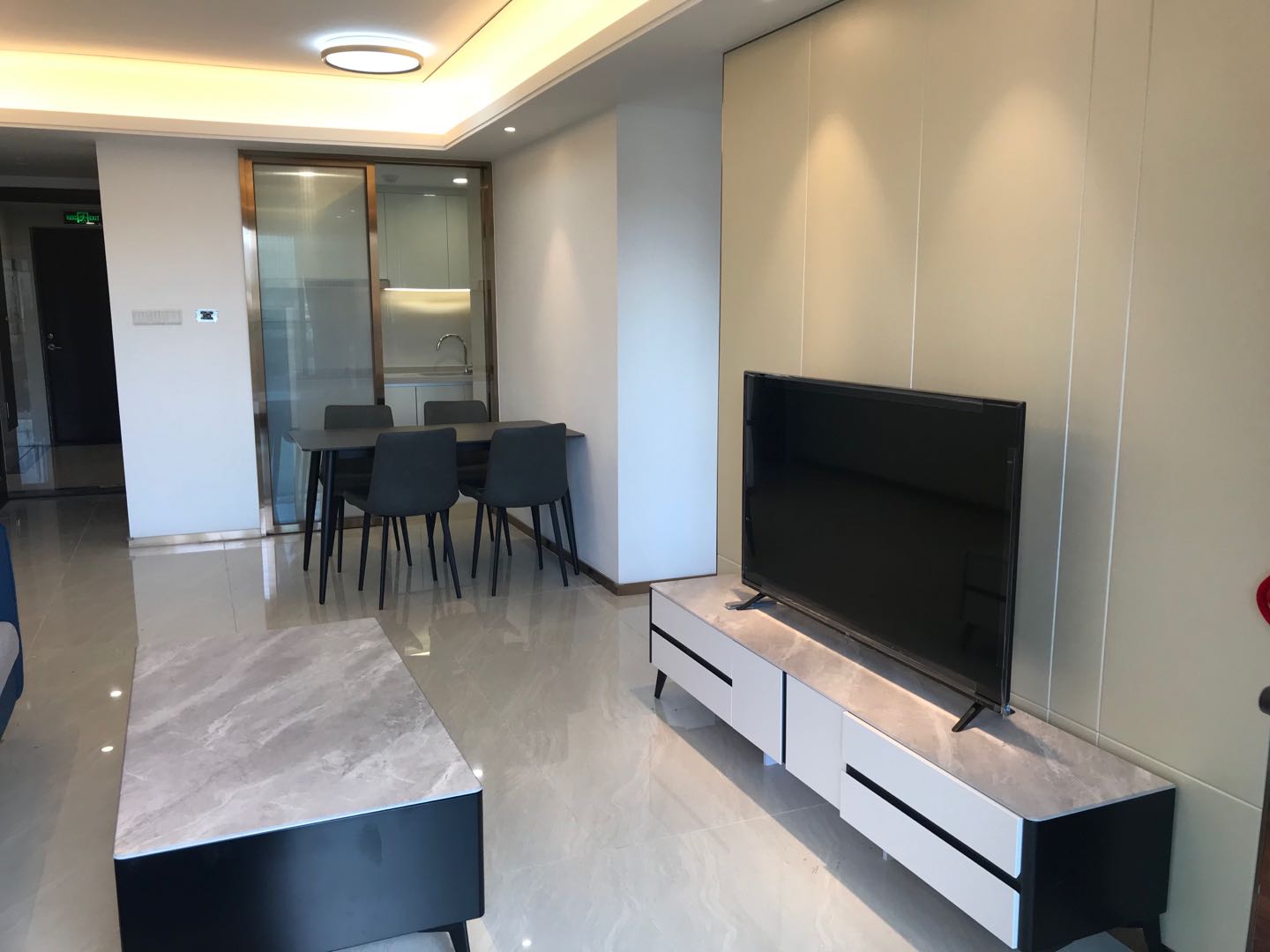 颐安都会三期三房拎包入住,家电齐全,澳门新澳网官方网站