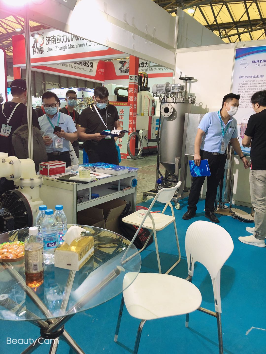 上海升揚(yáng)工業(yè)設(shè)備有限公司