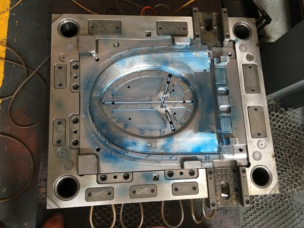 浙江台州厂家直销塑料马桶盖板模具 注塑模具加工定制