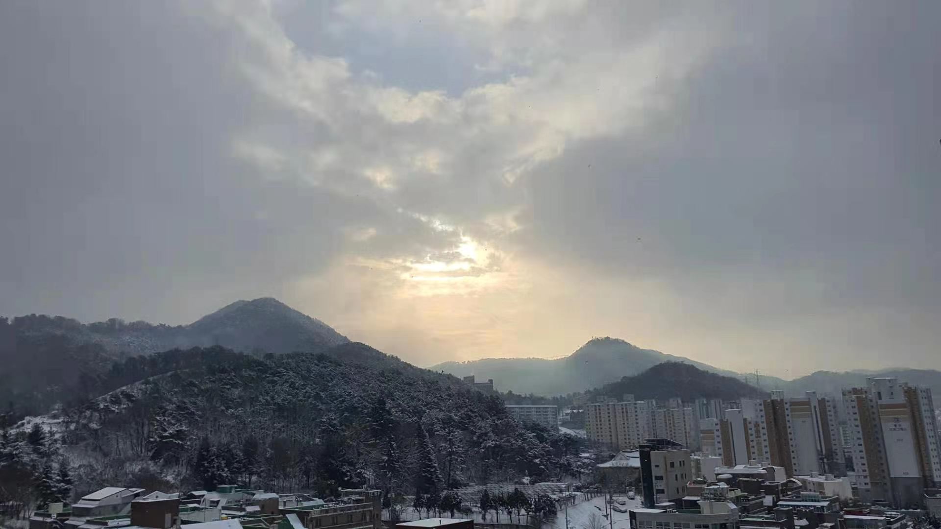 昆山三慮五金機械有限公司