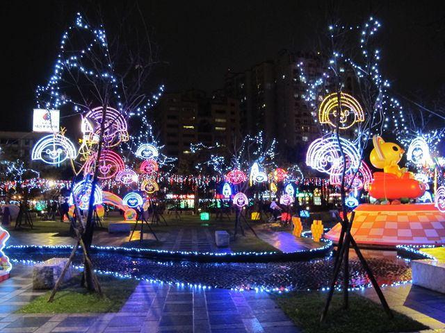 做好城市亮化工程應(yīng)考慮的因素有哪些？