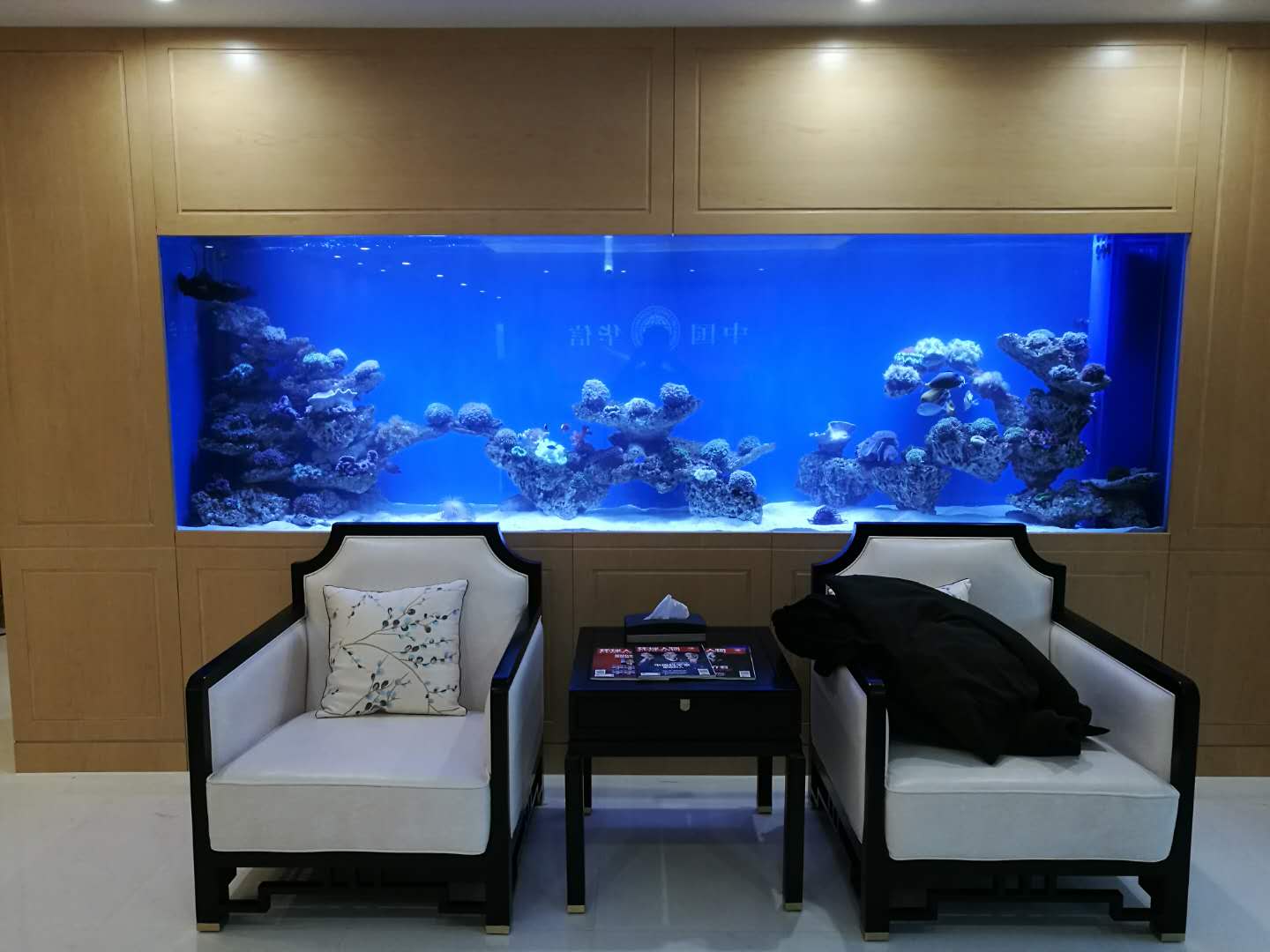 藝海園水族箱景觀設(shè)計