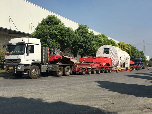 大型設(shè)備運(yùn)輸.jpg