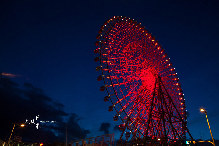 駿業(yè)游樂配套：游樂園燈光亮化打造夢幻般的場景