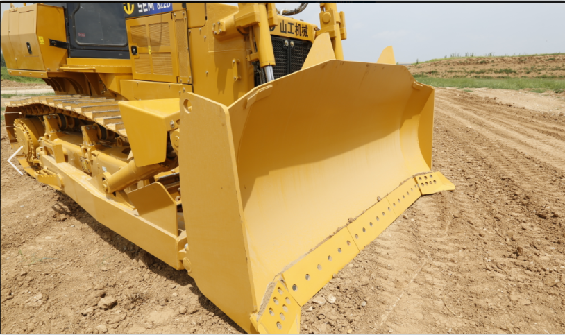 SEM822D 推土机
