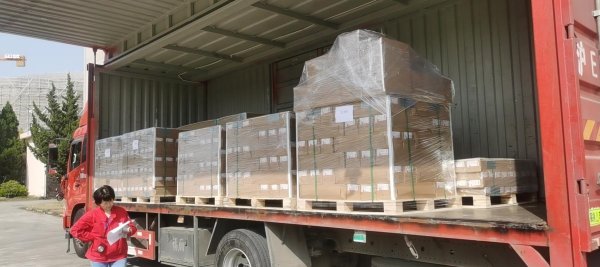 新型建材運(yùn)輸