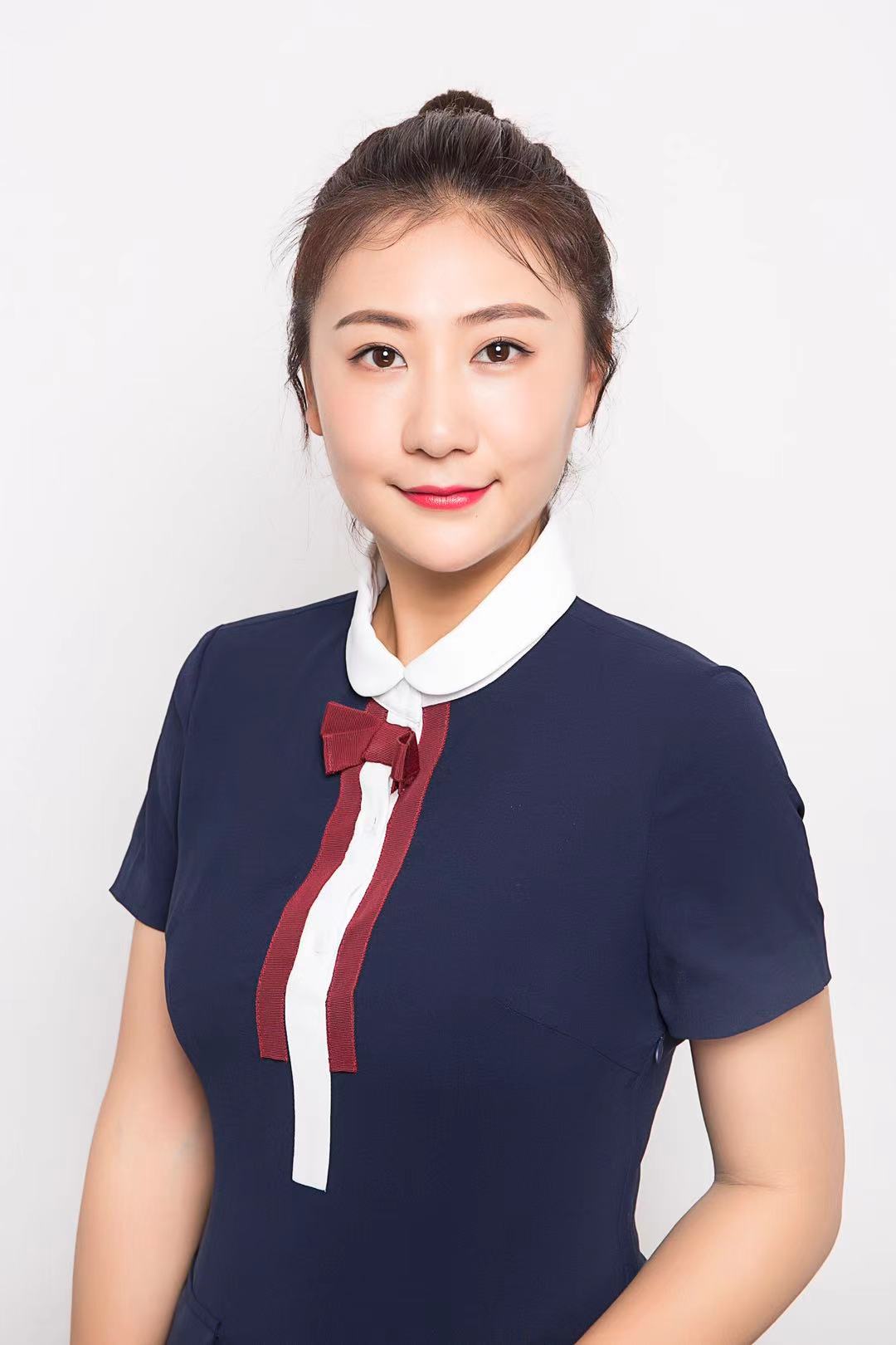 教師岳歡