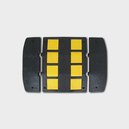 標(biāo)線橡膠減速帶