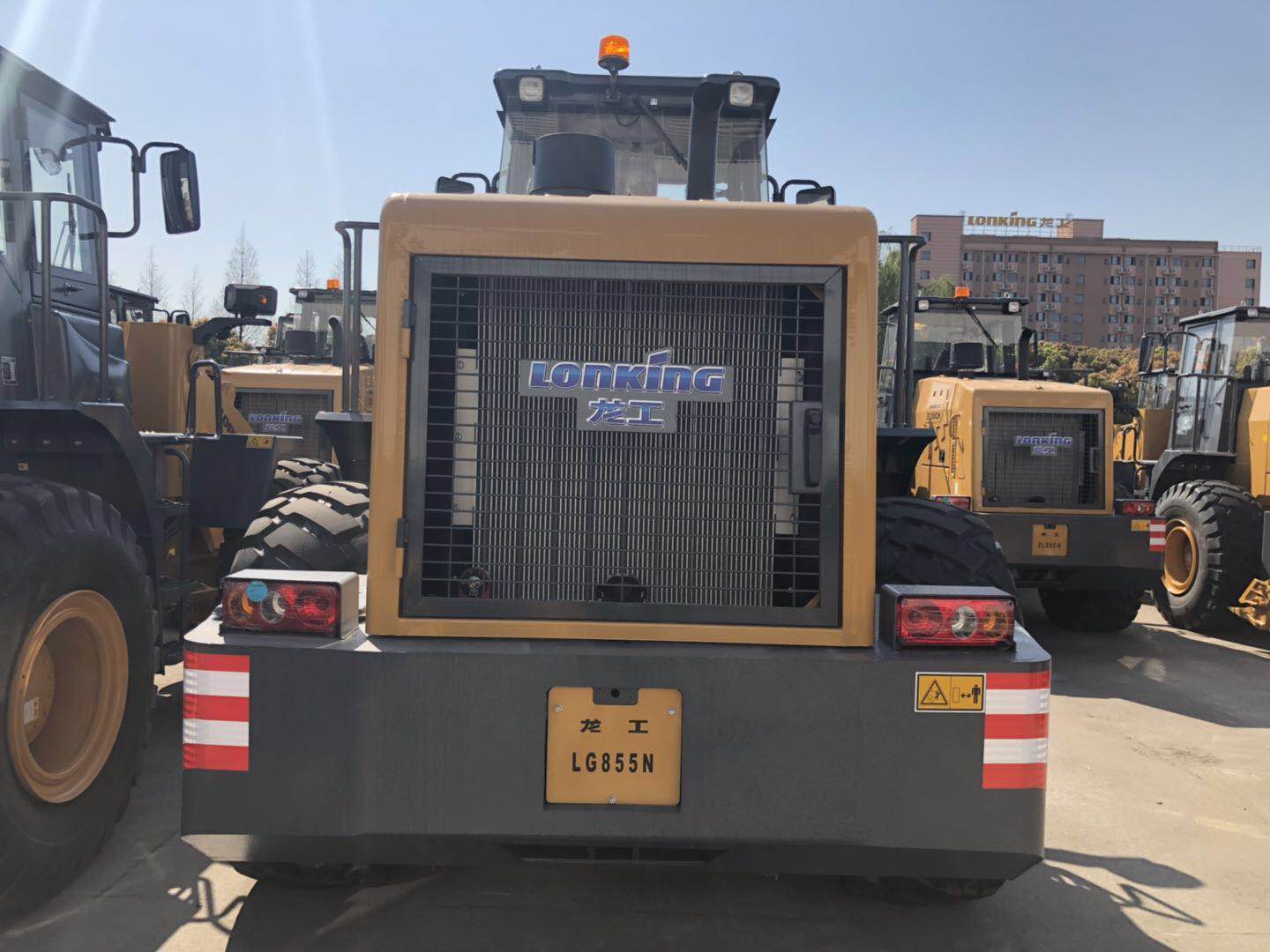 龙工装载机LG855N