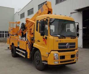 28-32M 高空作业车